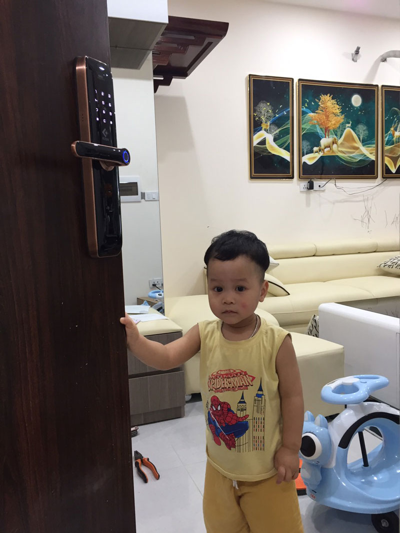 Cửa hàng lắp khóa cửa điện tử tại Bắc Giang giá tốt nhất